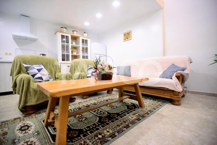 Apartament cu 2 camere decomandat, mobilat în Central Apartament cu 2 camere decomandat, mobilat în Central