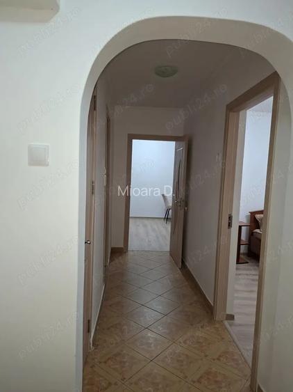 Inchiriere apartament 2 camere, decomandat,etaj 2 Inchiriere apartament 2 camere, decomandat,etaj 2