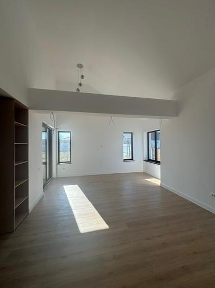 Casa de vanzare constructie 2024 - 8