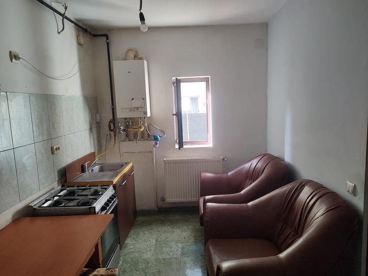 Dimitrie Leonida (I.M.G B.) metrou, str. Amurgului - 1