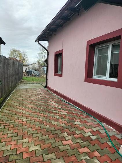 Casă de vânzare în Micești - Purcăreni, la doar 3 km de orașul Mioveni - 3