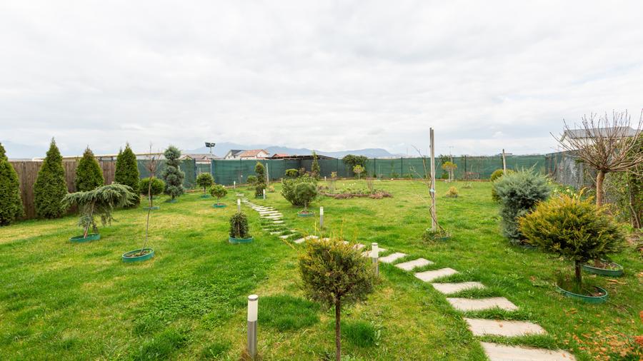 DE VANZARE - casă de familie deosebită în Sânpetru – teren de 1644 mp - 18