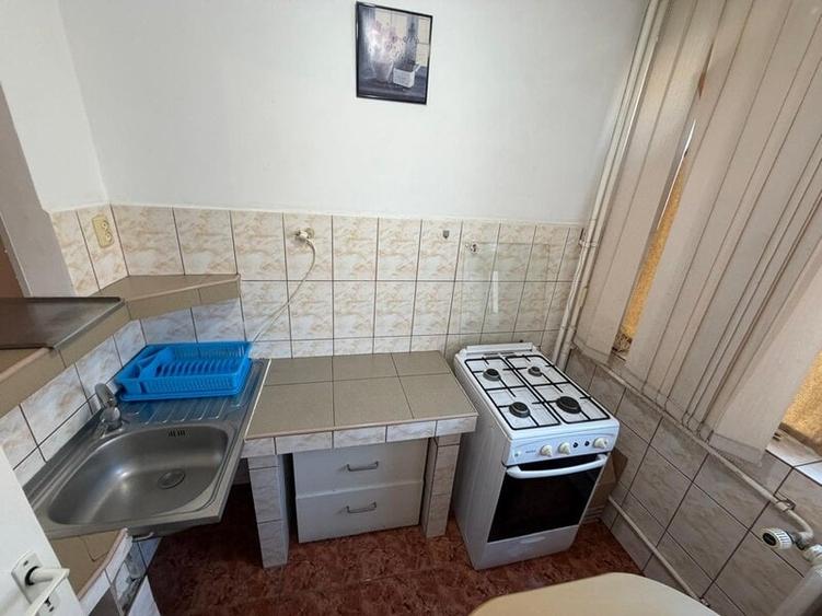 Dristor, chiar la metrou, bloc reabilitat, mobilata - 3