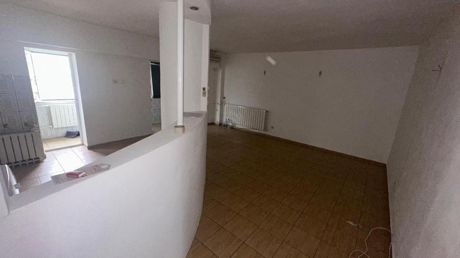 Cernavoda - str. 9 mai, Apartament cu 3 camere - 69 mp - etaj 3 - 6
