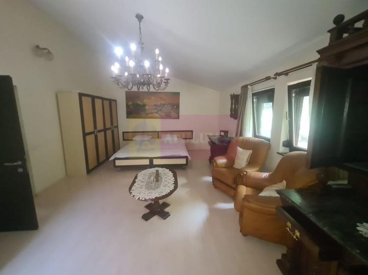 Vila de vanzare in Campina - Zona Lunca Mare - 13