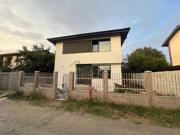 Vila individuala 4 camere finisaje la alegere Str Martisor - 1