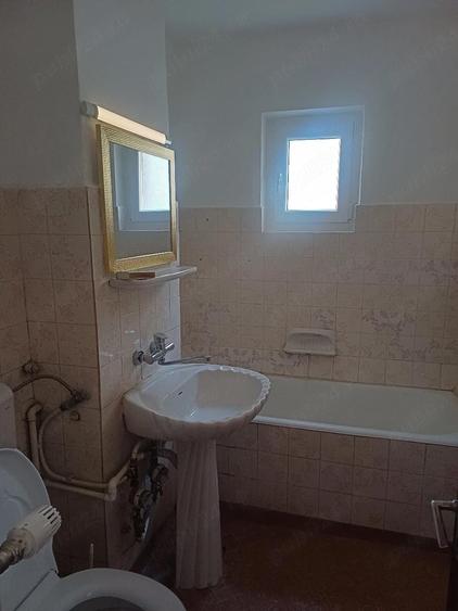 Proprietar inchiriez ap 2 cam , central, termen lung. - 6