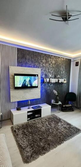 Garsoniera tip studio - zona Tractorul. - 3