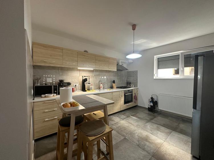 Vila individuală P+1, 5 camere, 260 mp utili – teren 400 mp - 16