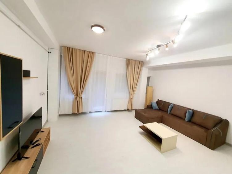 INCHIRIERI-Garsoniera NOUA-Militari Residence/Ballroom - 3