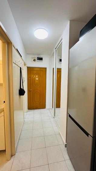 Titan - metrou 5 min , garsoniera moderna, mobilata, utilata, canapea extensibil - 14