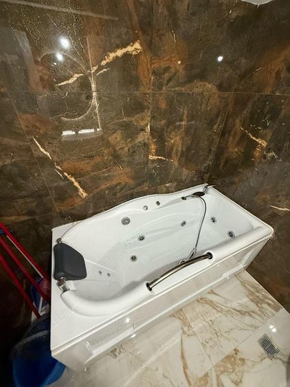 Anun? vanzare apartament 2 camere - bloc nou, 15 minute de metrou Aparatorii - 9