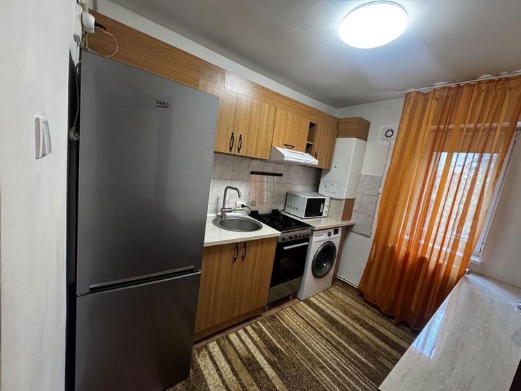 Garsoniera de inchiriat ,langa liceul Ion Minulescu - 2