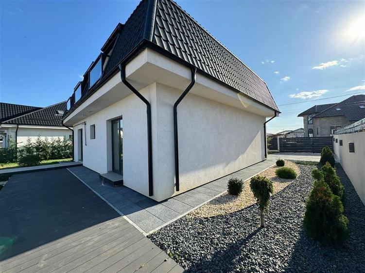 Vila cu piscina P + M in cartier Dr Carnabel - 7