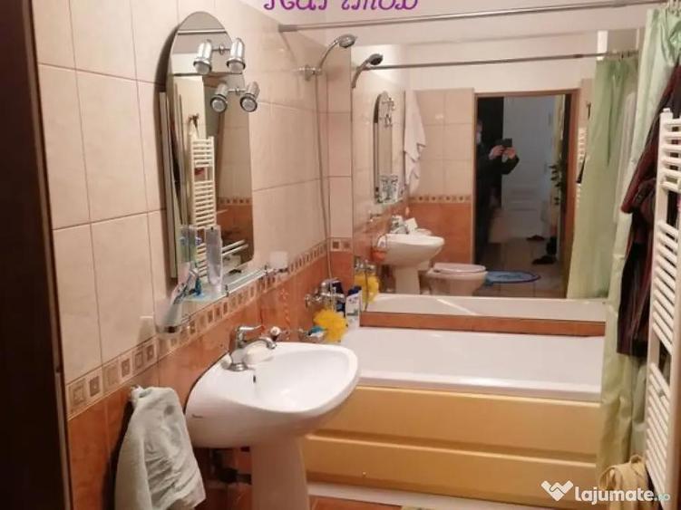 Casa si curte zona centrala - 9