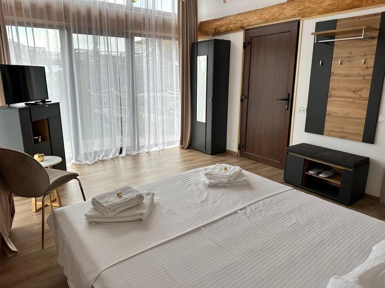 RESORT BRASOV - PISCINA - FOODCOURT - LAGUNA - 14