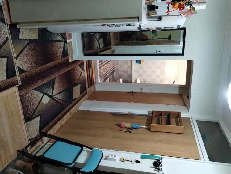 schimb apartament 2 camere decomandat et.3 cu similar parter sau et.1 - 3