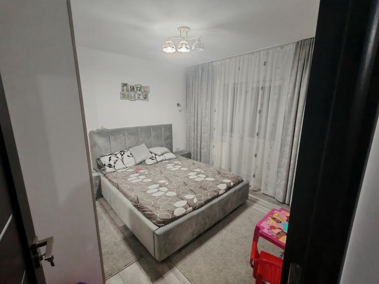 Vând apartament cu 2 camere zona nord doctor hacman  - 7
