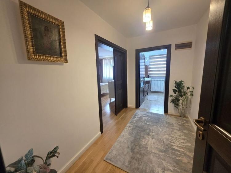 Vilă excepțională cu lift, piscina și teren de 1000 mp | VOLUNTARI - 14