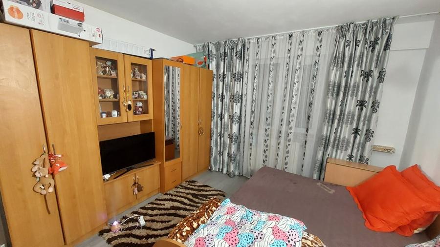 Camera de camin, 20mp, etajul 3, cartier Sarari, zona Liceul Henri Coanda - 1