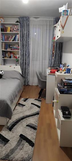 Ap 3 cam conf 1 Scolilor 75 mp mobilat si utilat - 4