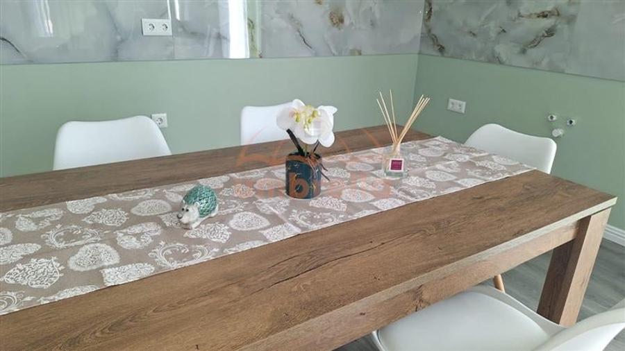 Casa de vanzare in Corusu, finisata, semimobilata 255.000 - 3