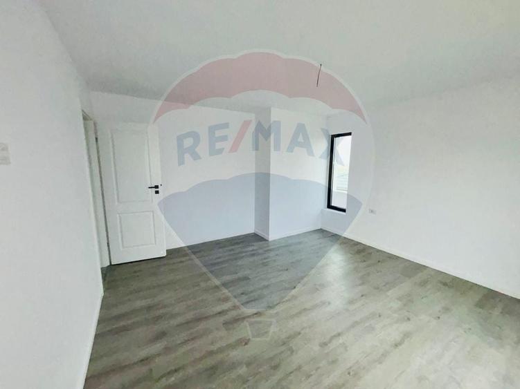 Buftea - Vilă nouă cu 5 camere, 3 băi, 141 mp utili, 317 mp teren - 18