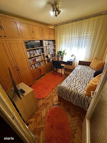 Apartament de vanzare 3 camere,parcare, 60 mp, Cart 1 Mai, Dej - 10