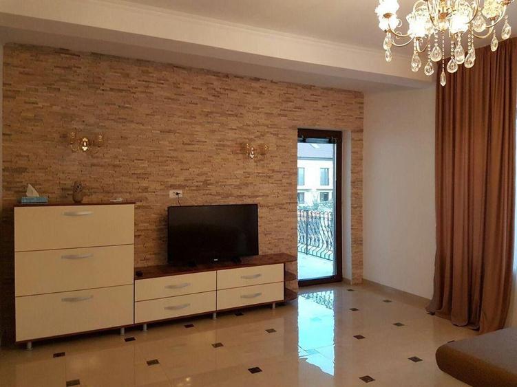 Casa individuala cu 5 camere, demisol cu garaj. - 8