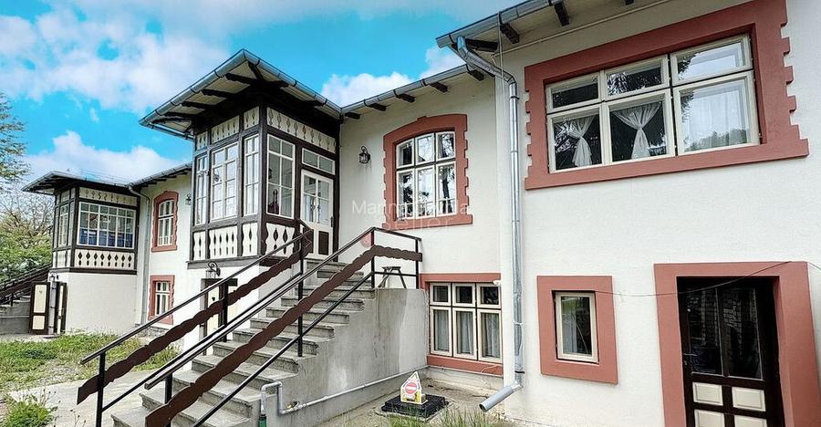 Disponibila din 1 septembrie Disponibila din 1 septembrie