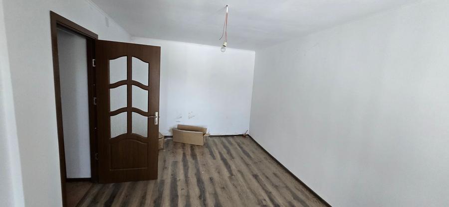 Garsoniera , etajul 2, ultracentral Odobesti-Focsani - 7