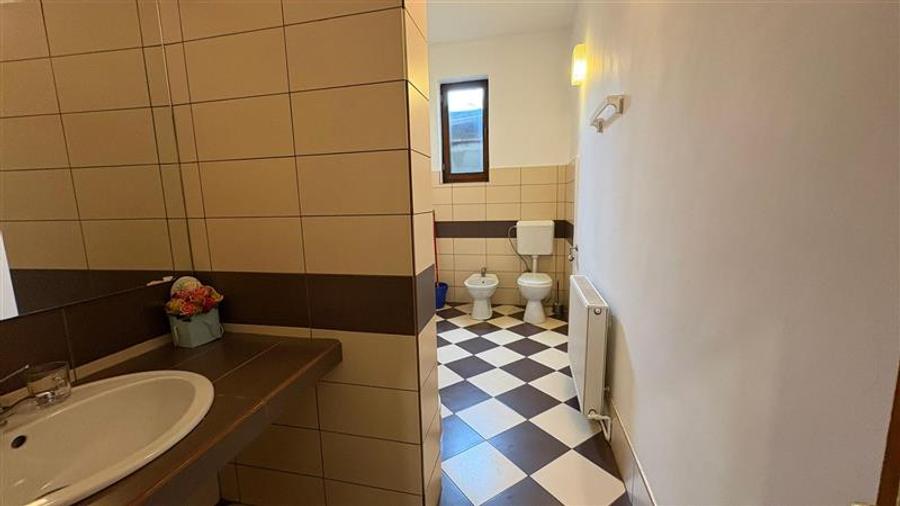 Apartament pretabil birouri, cabinete - 10