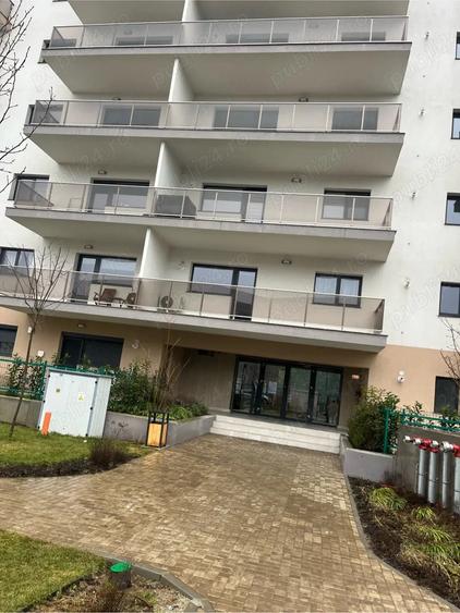 Inchiriez apartament 2 camere (studio) - 1