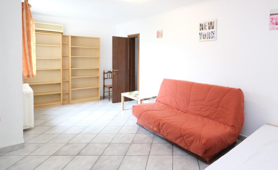 Chirie apartament cu 2 camere Sala Palatului vedere spate fara risc seismic - 10