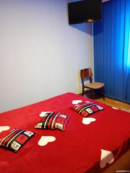 Inchiriez o camera la apartament!! - 2