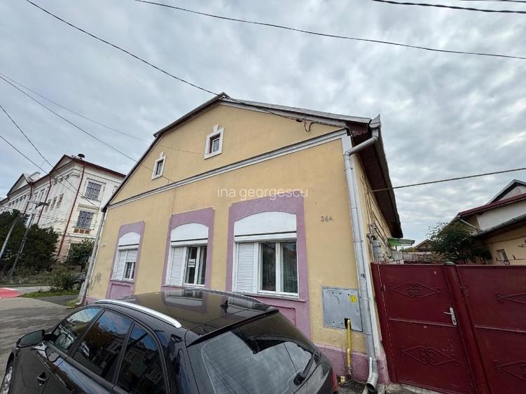 Gherla, stradal, central, ideal spatiu comercial Gherla, stradal, central, ideal spatiu comercial