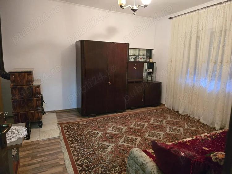 casa de vanzare in Tasad - 3
