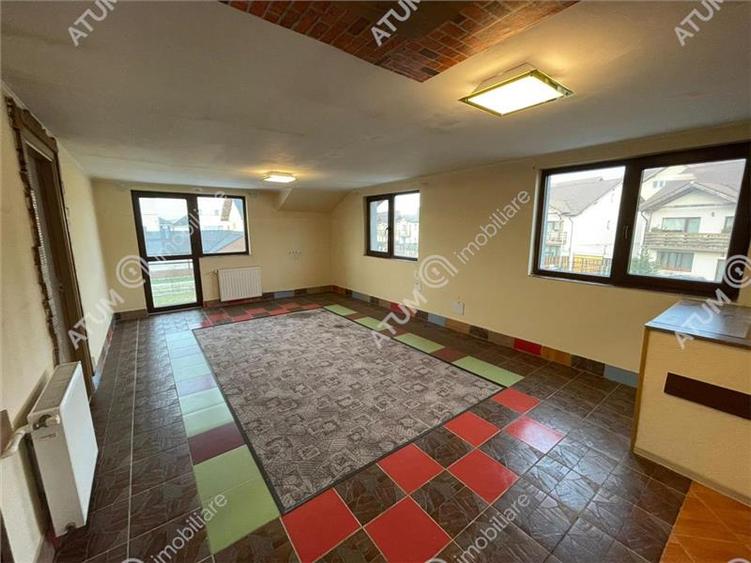 Casa 6 camere decomandate curte 130 mp in Selimbar - 1