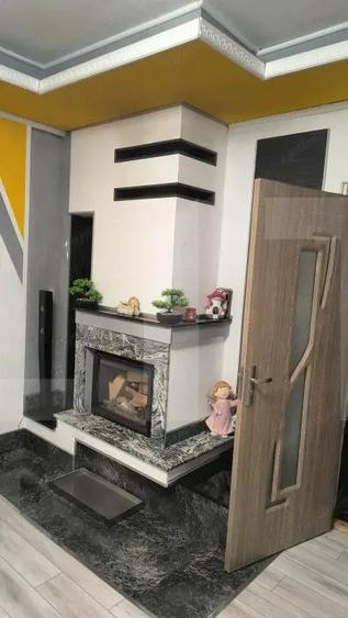 Casa,6 camere ,curte comuna in zona buna - 14