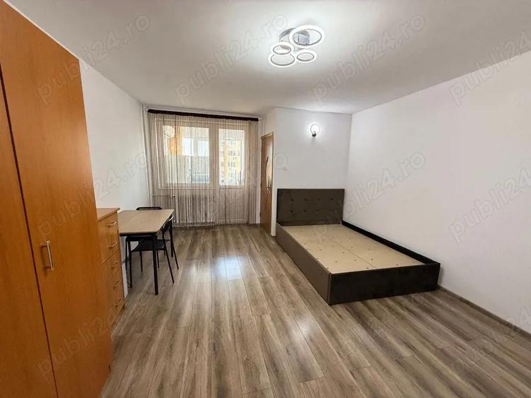 ofer garsoniera spre inchiriere zona Dunarea - 1