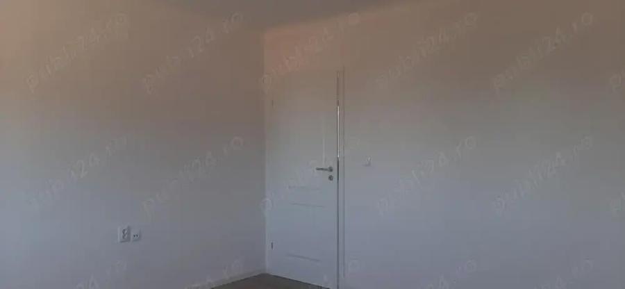 Vand Casa an Gri cu Gradina - 2