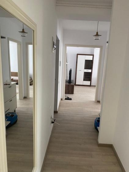 Inchiriez apartament cu 1 dormitor - 1