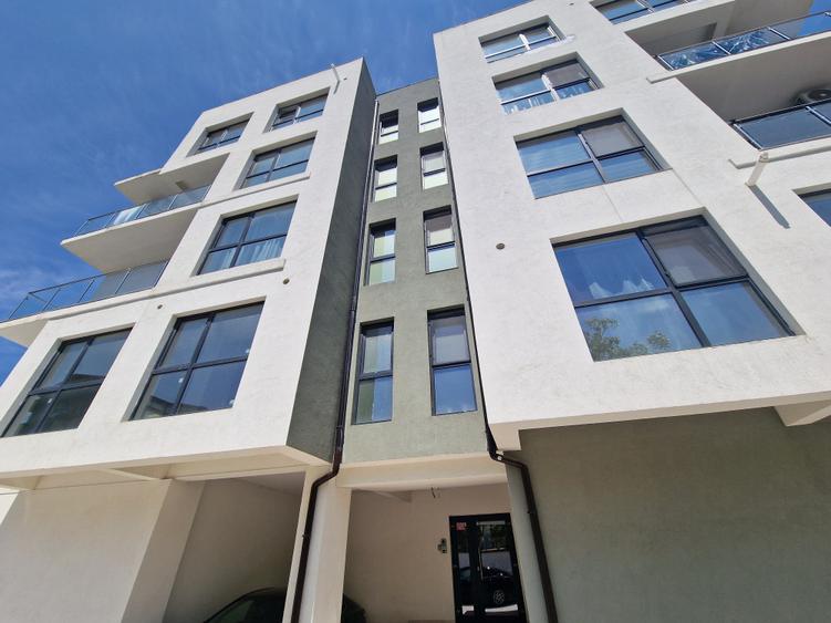 Mamaia Nord(Market Lidl)- Garsoniera 44mp, finisata - 63500euro cu tva inclus - 1