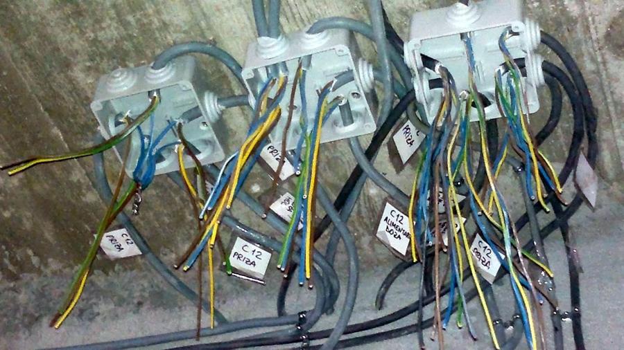 „Casă Individuală Elegantă în Titu – Construcție Solidă, Ideală pentru Familie - 34