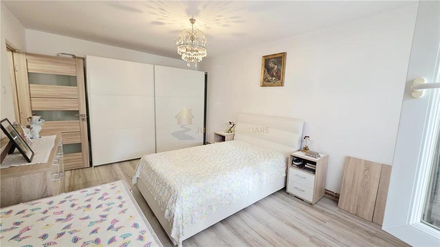 APARTAMENT 3 CAMERE 65 MP MANASTUR ZONA MOGOSOAIA - 8