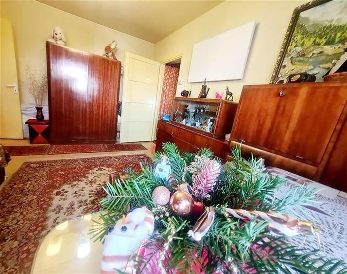 3D! In proximitatea Pietei Tractorul, 2 camere, etaj intermediar, infrastructura - 6