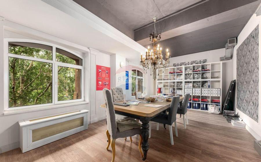 Spa?iu de birouri de 190 mp de inchiriat in zona Barbu...