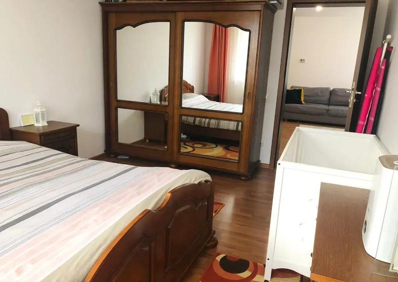 Apartament 3 camere, etaj 2, balcon, parcare Floresti zona Stadion - 6