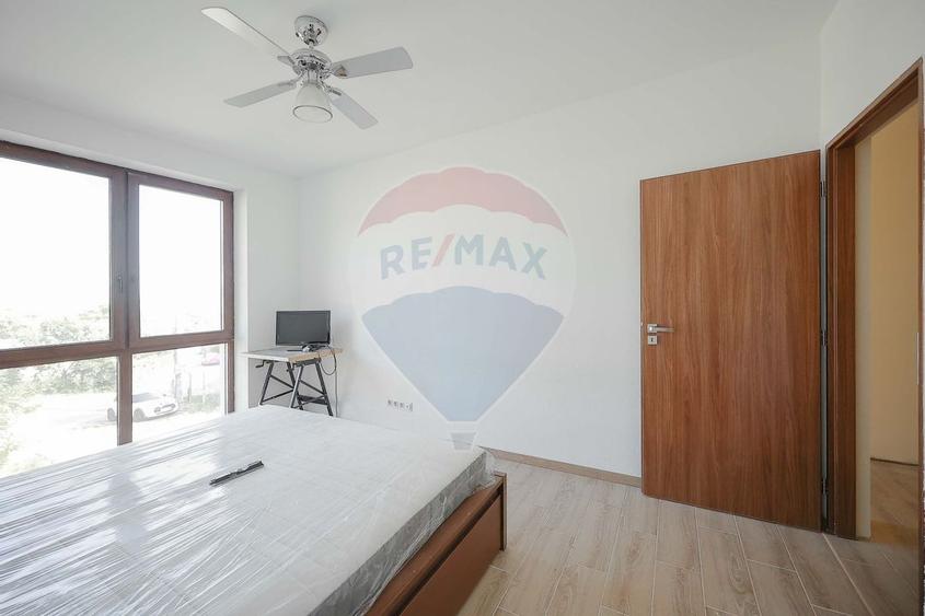 De vanzare Casa noua  cu 4 camere, teren 1190 mp  Cartier Podgoria - 16