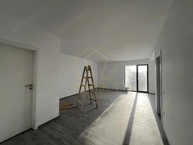 Duplex pe parter cu 4 camere | Mosnita Noua - 7